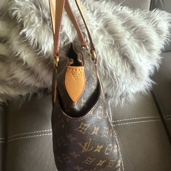 💜LOUIS VUITTON Zipper Tote Bag💜 - Picture 3 of 15